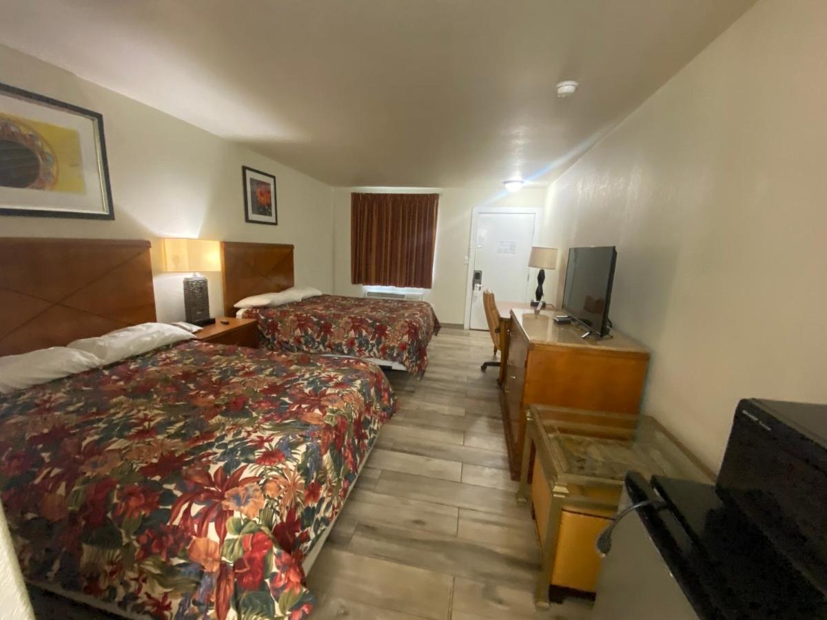 Cedar Creek Inn Bertram Luaran gambar
